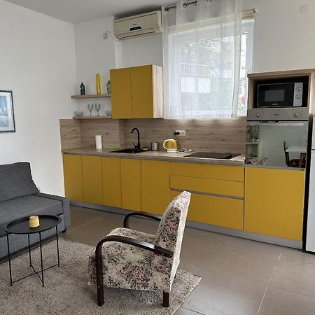 Apartments Luce Трогір Екстер'єр фото