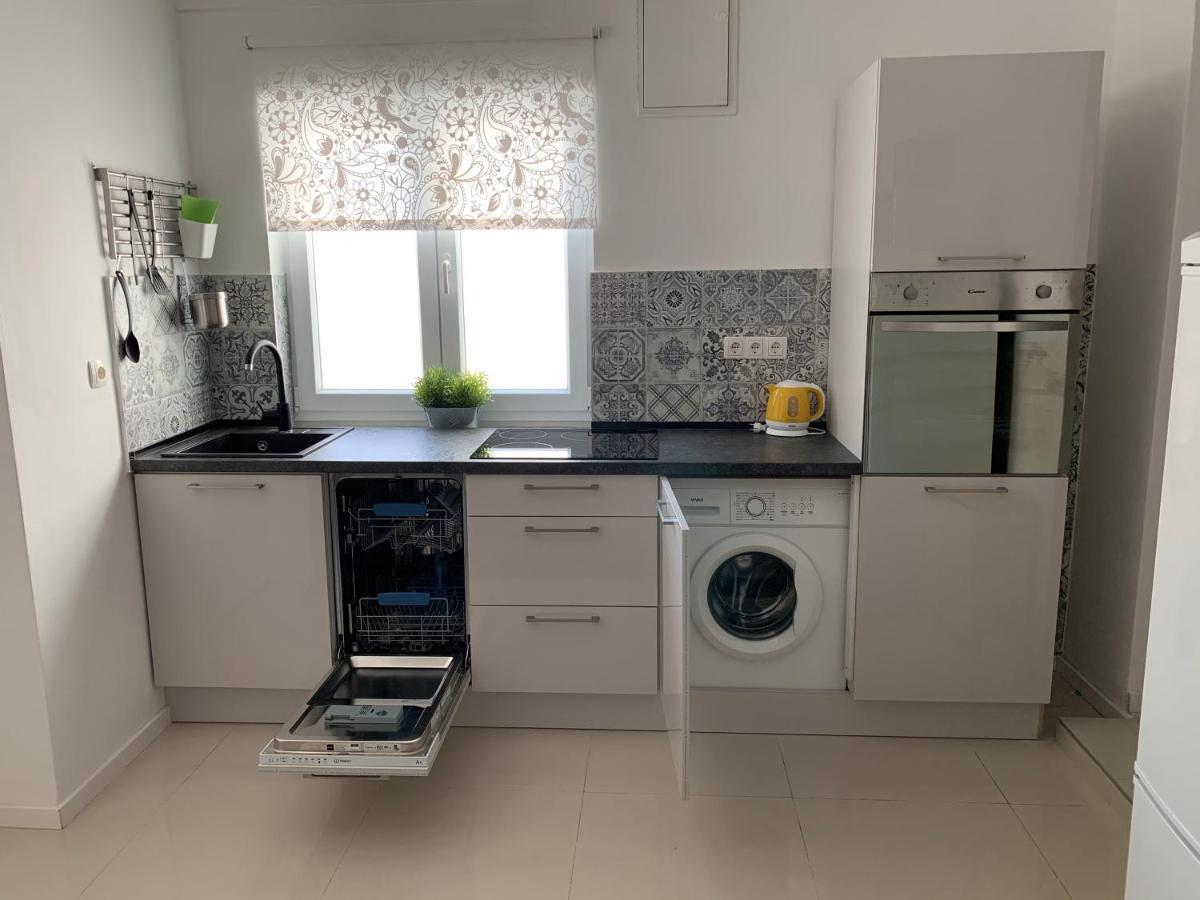 Apartments Luce Трогір Екстер'єр фото