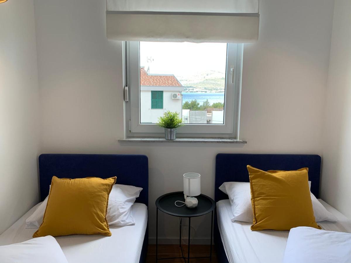 Apartments Luce Трогір Екстер'єр фото