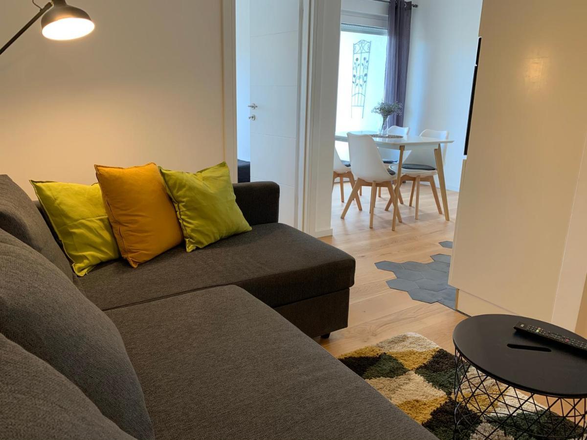 Apartments Luce Трогір Екстер'єр фото