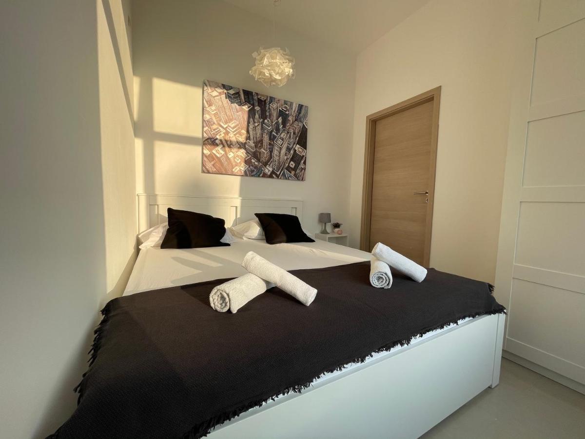 Apartments Luce Трогір Екстер'єр фото
