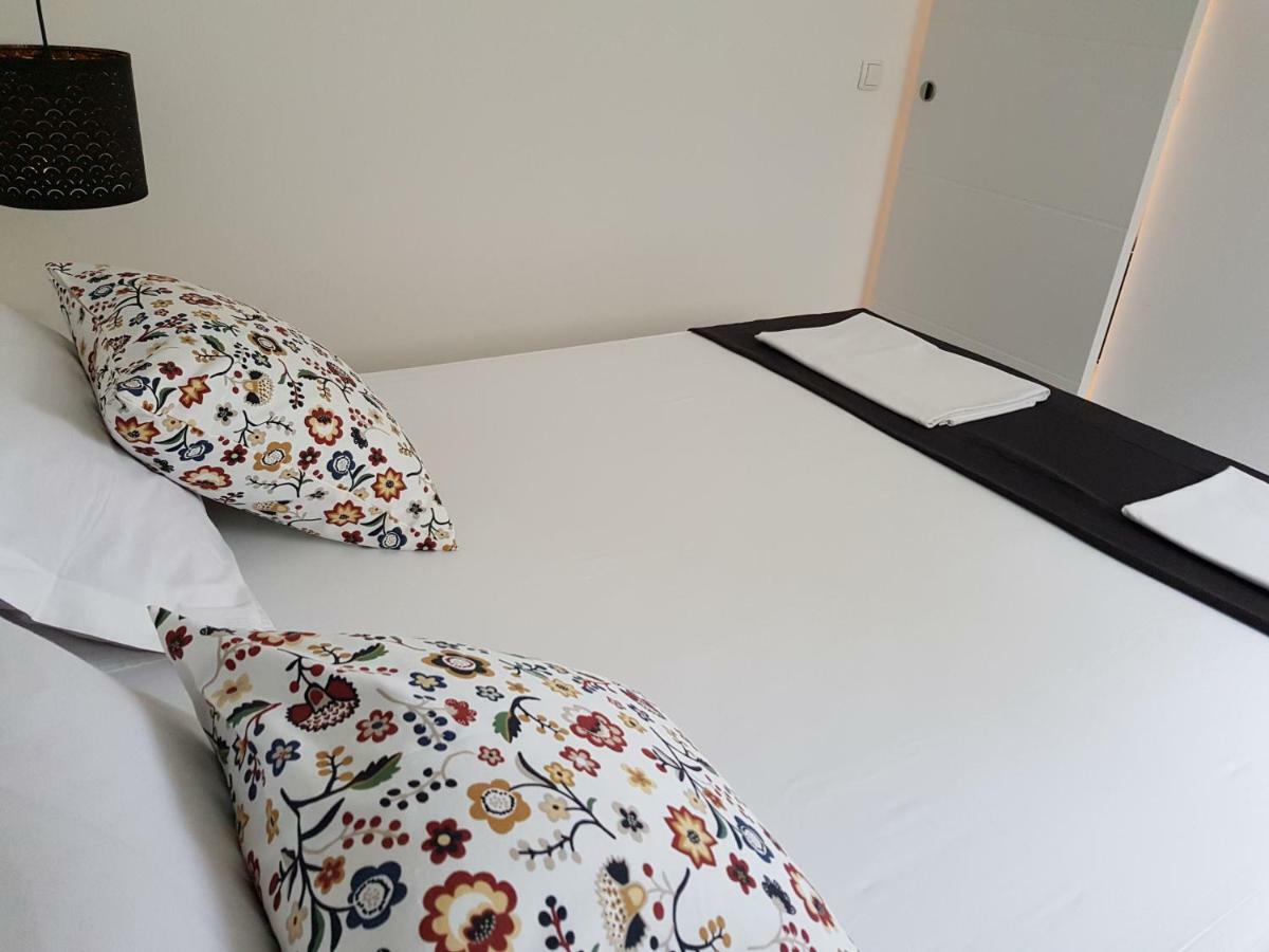 Apartments Luce Трогір Екстер'єр фото