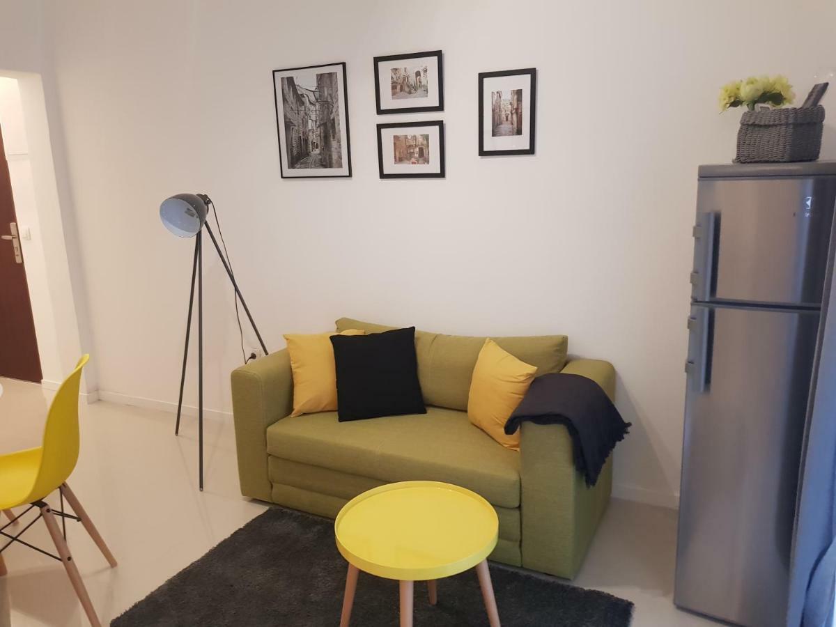Apartments Luce Трогір Екстер'єр фото