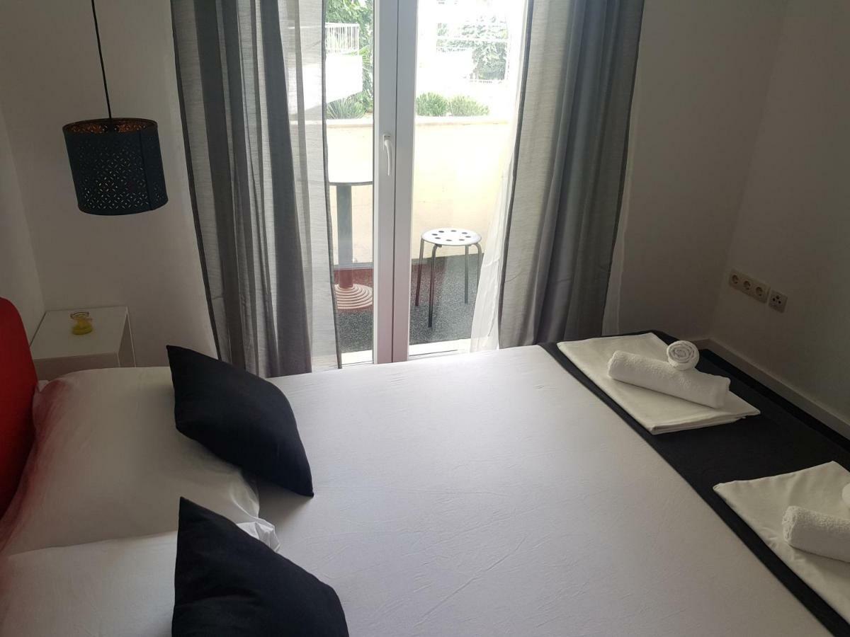 Apartments Luce Трогір Екстер'єр фото